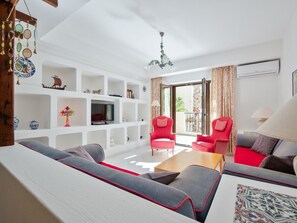 TV - Sea&Sun Premium Apartamento (Torrevieja)