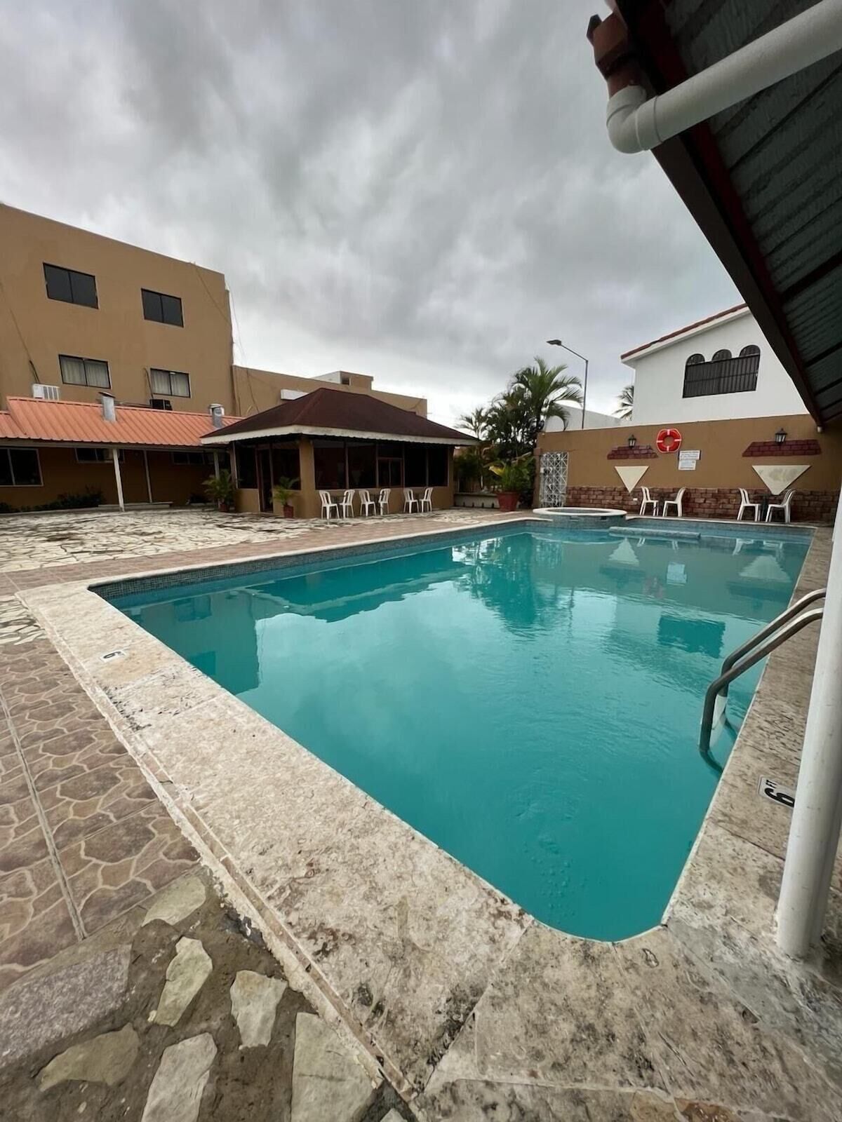 Kolam renang outdoor