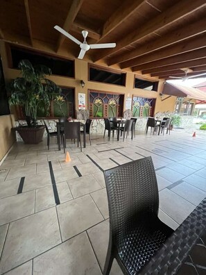 Restauration extérieure