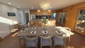 Dining - WV64: Game Changer | Pet-friendly | Screened Porch (Ocracoke)