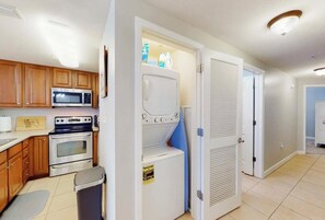 Mikroaaltouuni, uuni, liesi, astianpesukone