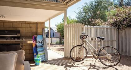 Birak Beach House—Modern Comfort by Geographe Bay