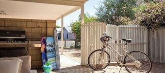 Birak Beach House—Modern Comfort by Geographe Bay