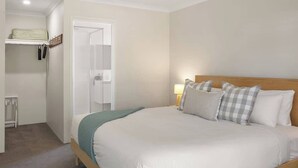 Unclassified image, 2 of 26, button - Birak Beach House—Modern Comfort by Geographe Bay (Quindalup)