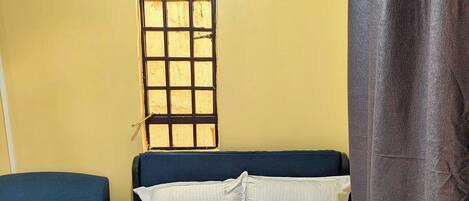 Internet, bed sheets