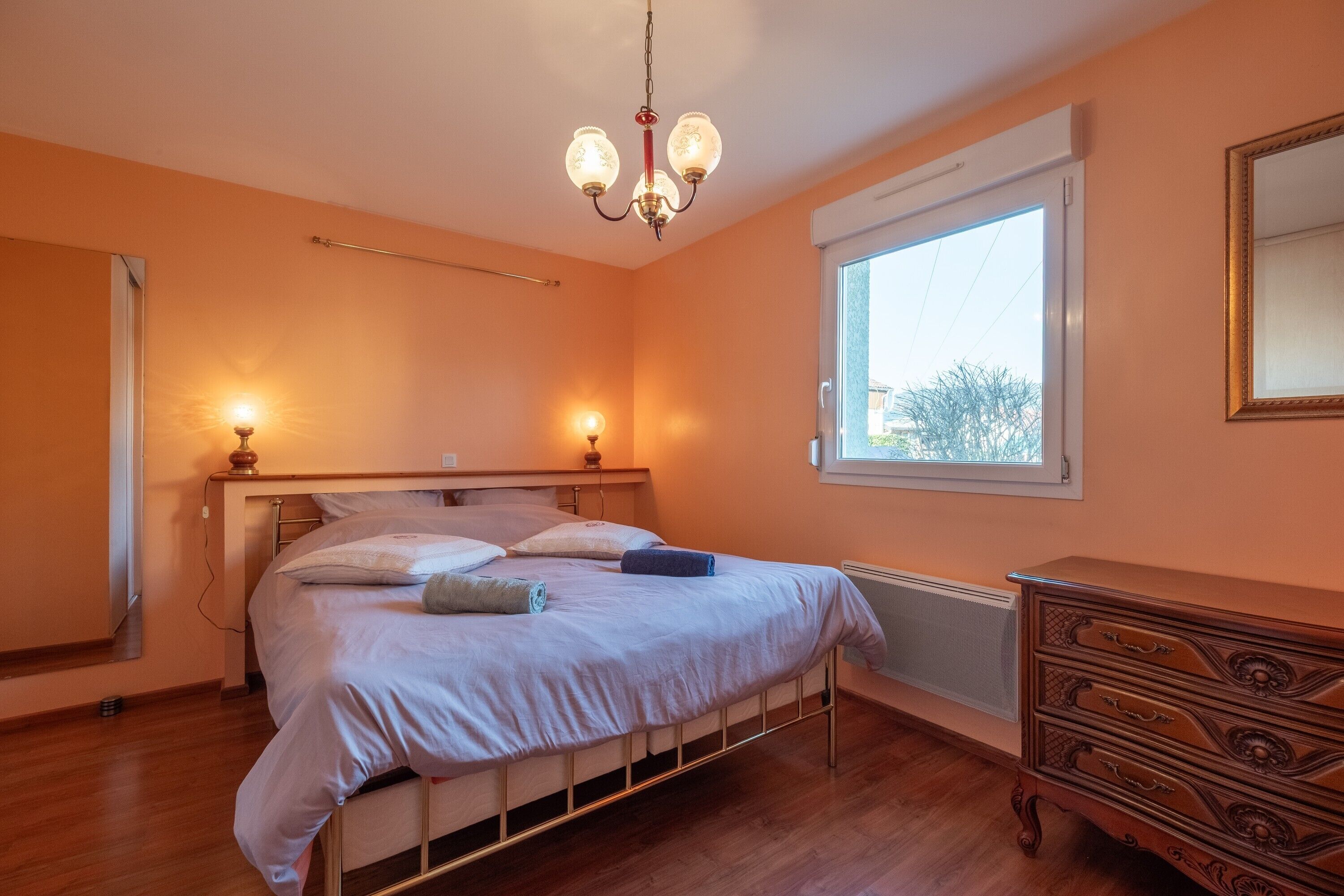 Bügeleisen/Bügelbrett, Bettwäsche, Rollstuhlgeeignet