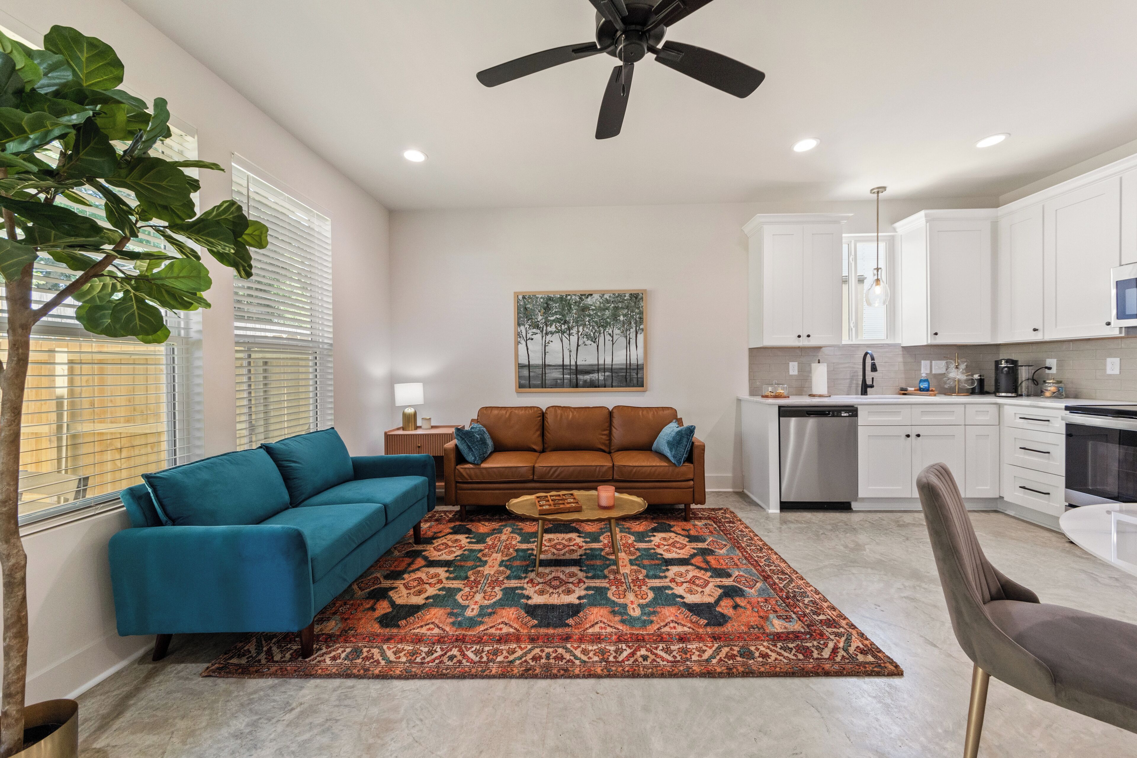 Luxury Townhome | Living area