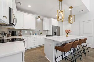 Luxury House, 2 Bedrooms | Private kitchen | Coffee/tea maker