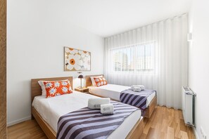 Iron/ironing board, Internet, bed sheets - GuestReady -  Seaside retreat - 2E (Matosinhos)