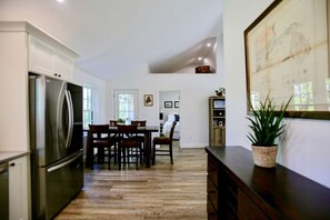 Interior - The River Run Kennebunk (Kennebunk)