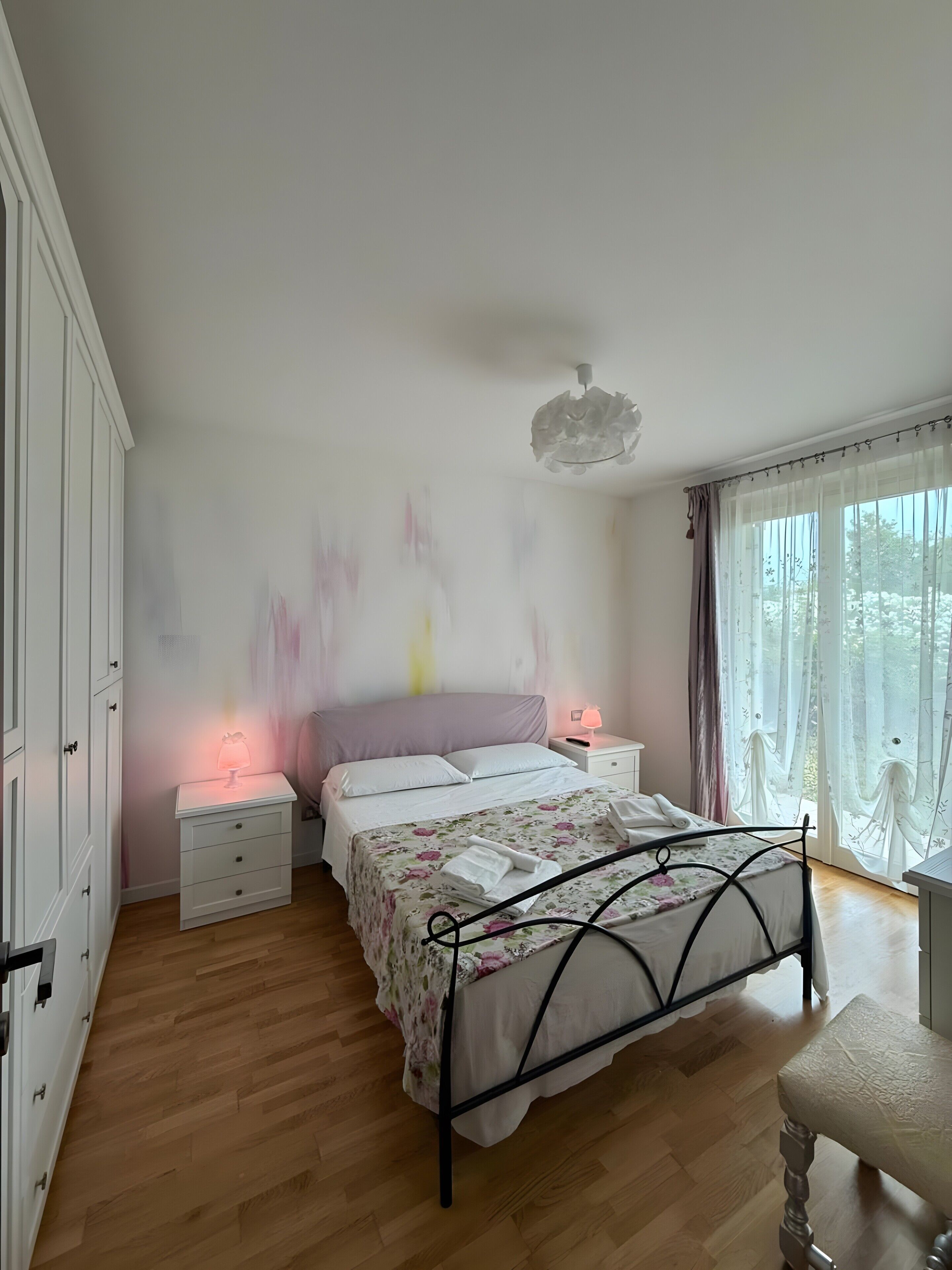 Bügeleisen/Bügelbrett, WLAN, Bettwäsche