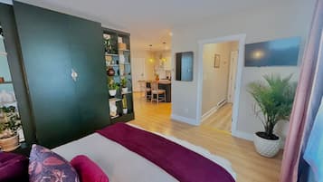 Strygejern/strygebræt, weekendseng, Wi-Fi, sengetøj