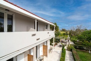 Outdoor dining - Zante Apts (Laganas)