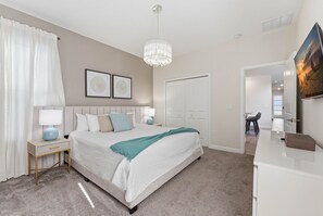 Bügeleisen/Bügelbrett, Internetzugang, Bettwäsche