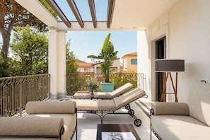 Deluxe-dobbeltværelse | Terrasse/gårdhave