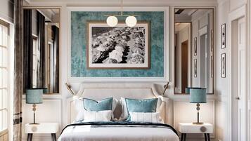 Junior Room, Partial Sea View