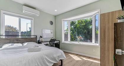 1bd/1ba Sunnyvale Suite w/ Private Fenced Patio
