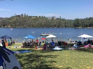 Beach nearby - Big Yosemite Mansion Large Groups Pinemt Lake (Groveland)