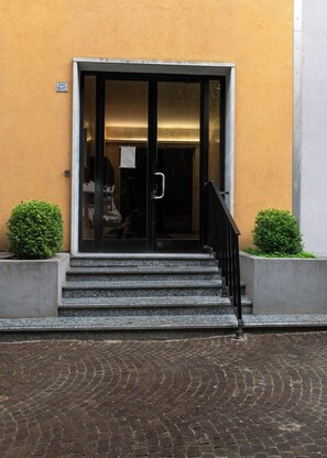 Exterior detail - Emotion Suite 20 and you're home in the center! (Milano)