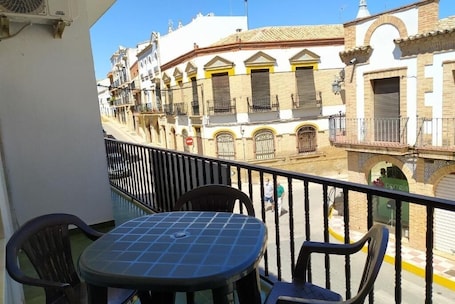 Restauration extérieure. Charming apartment in the heart of Arjonilla.
