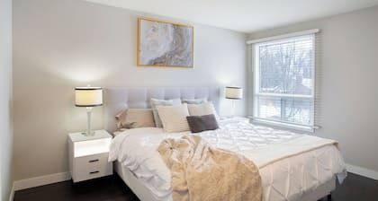 Spacious + Cozy in the Heart of Town