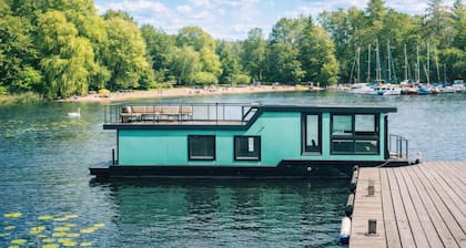 Schwimmendes Ferienhaus in Berlin