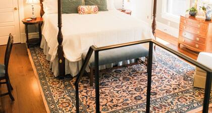 The Parsonage: A Grand 19th Century 4 Bedroom Home