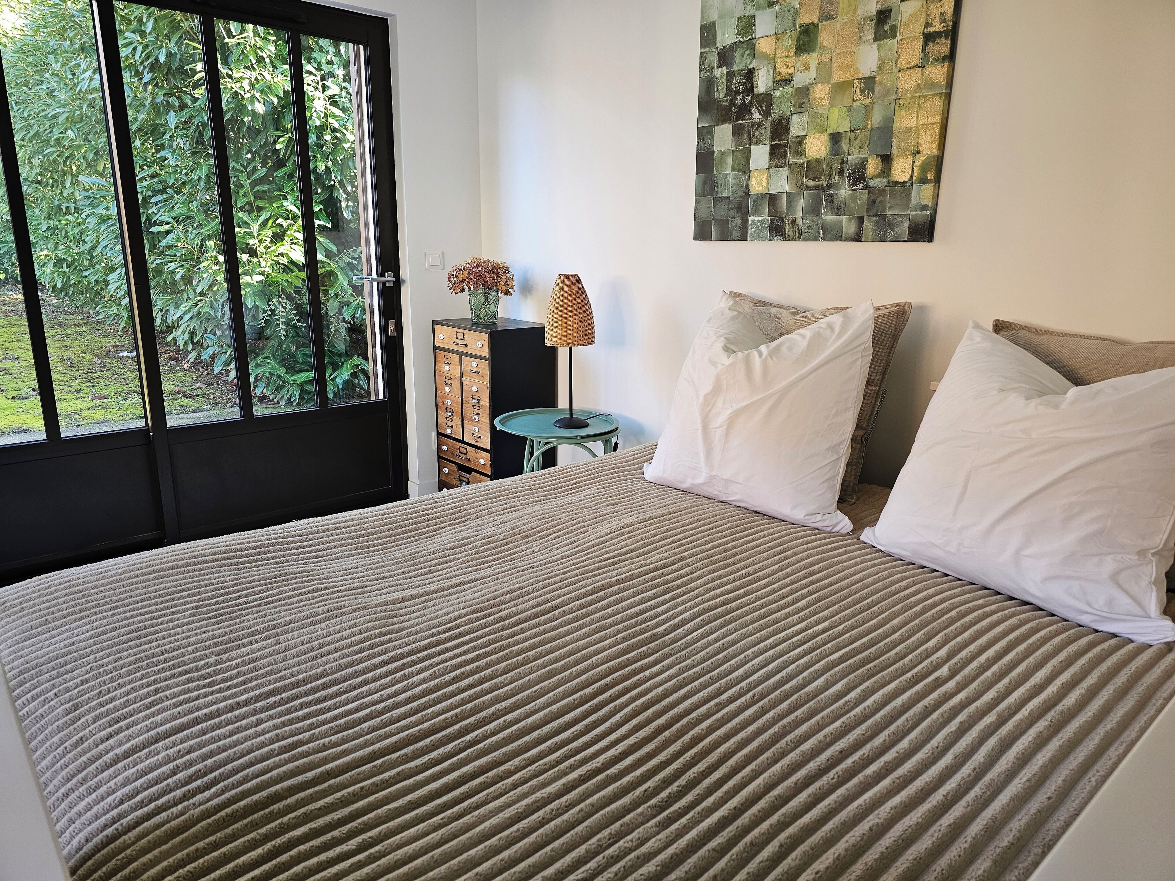 2 habitaciones, wifi gratis y ropa de cama 