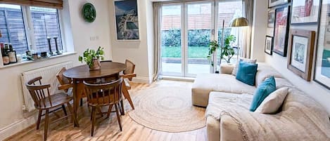 スマートテレビ、書庫