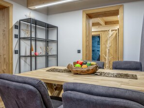 House | Dining - Modern Holiday Home in the Heart of Grossarl (Grossarl)