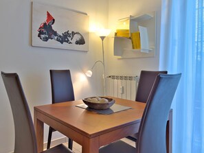 Apartment | 1 bedroom - Casa Elena Cozy Stay Steps From Metro Station (Milan)