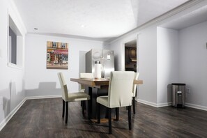 Dining - Modern Comfort Cozy Living & Calm, Stylish Design - Entire Home 12 Min to BWI (Glen Burnie)