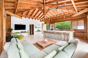 Living area - Hilltop Oceanview Escape | Private Pool (Kralendijk)