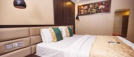 Comfort Double Room | Desk, laptop workspace, free WiFi