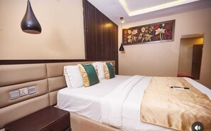 Comfort Double Room - The Willows Nest Hotel Ogbomoso (Ogbomosho)