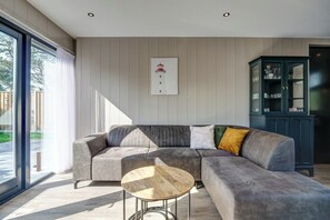 Living room - Spacious Holiday Home in Julianadorp (Julianadorp)