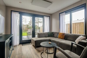 Living room - Spacious Holiday Home in Julianadorp (Julianadorp)