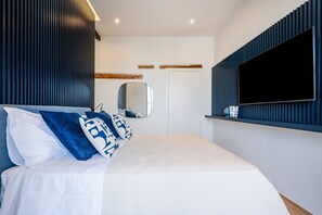 Bügeleisen/Bügelbrett, Internetzugang, Bettwäsche