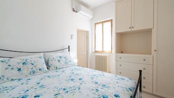 Fer et planche Ă repasser, Wi-Fi, draps fournis