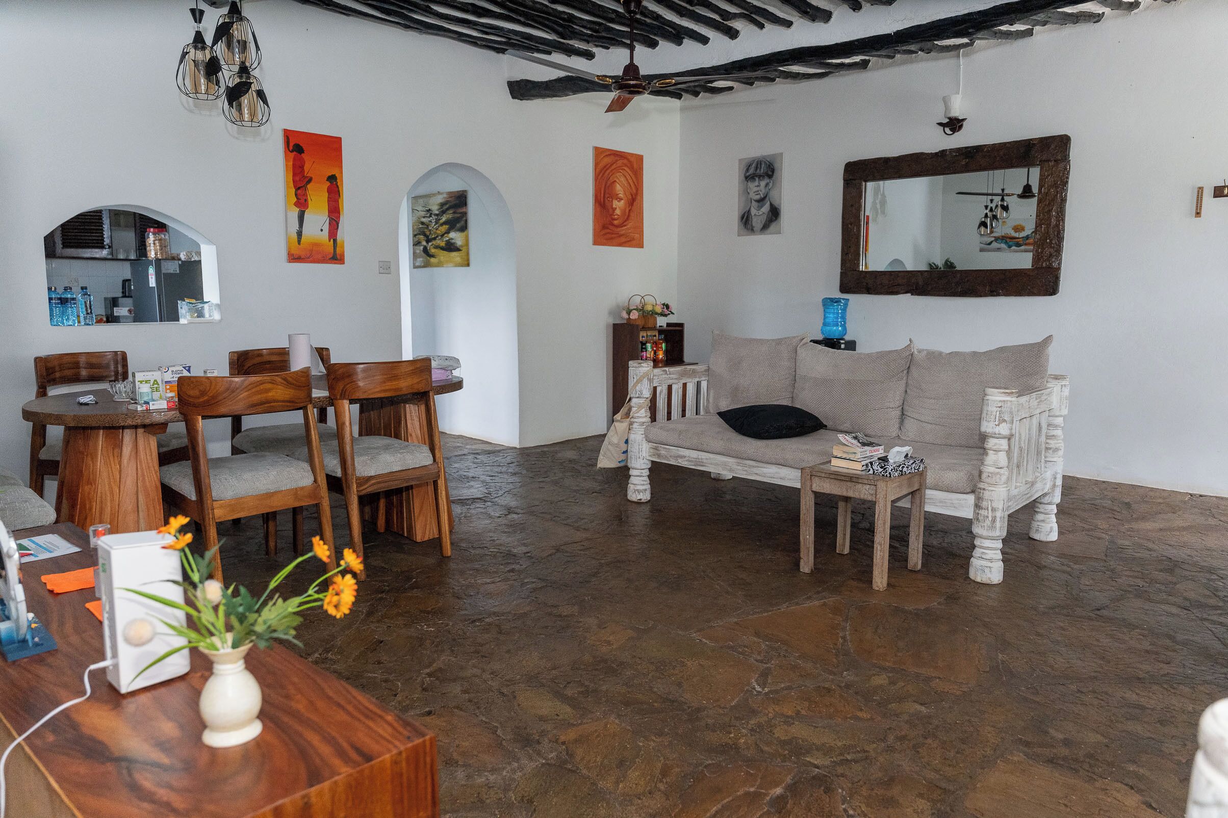 Área de estar no saguão