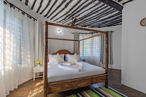 Deluxe Villa, Balcony, Pool View