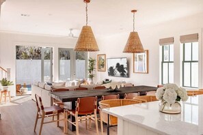 Dining - Luxury Savannah Home | Private Pool & Spa (Savannah)
