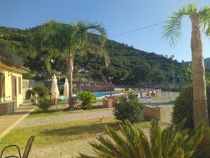 Seasonal outdoor pool - sea terrace resort cefalu (Cefalu)