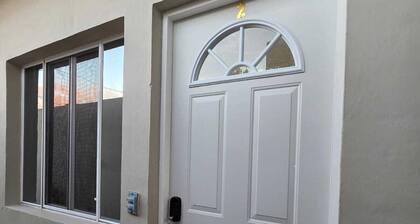 Serene 1-bedroom with two queen bed lodge /La Posada Cruz in charming Nahuizalco