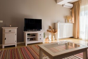 Interior - New Stylish Flat Near Old Town (București)
