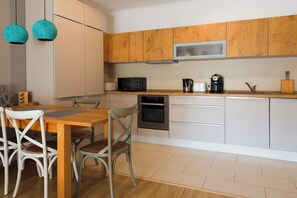 Private kitchen - New Stylish Flat Near Old Town (București)