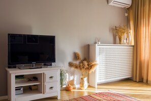 Interior - New Stylish Flat Near Old Town (București)