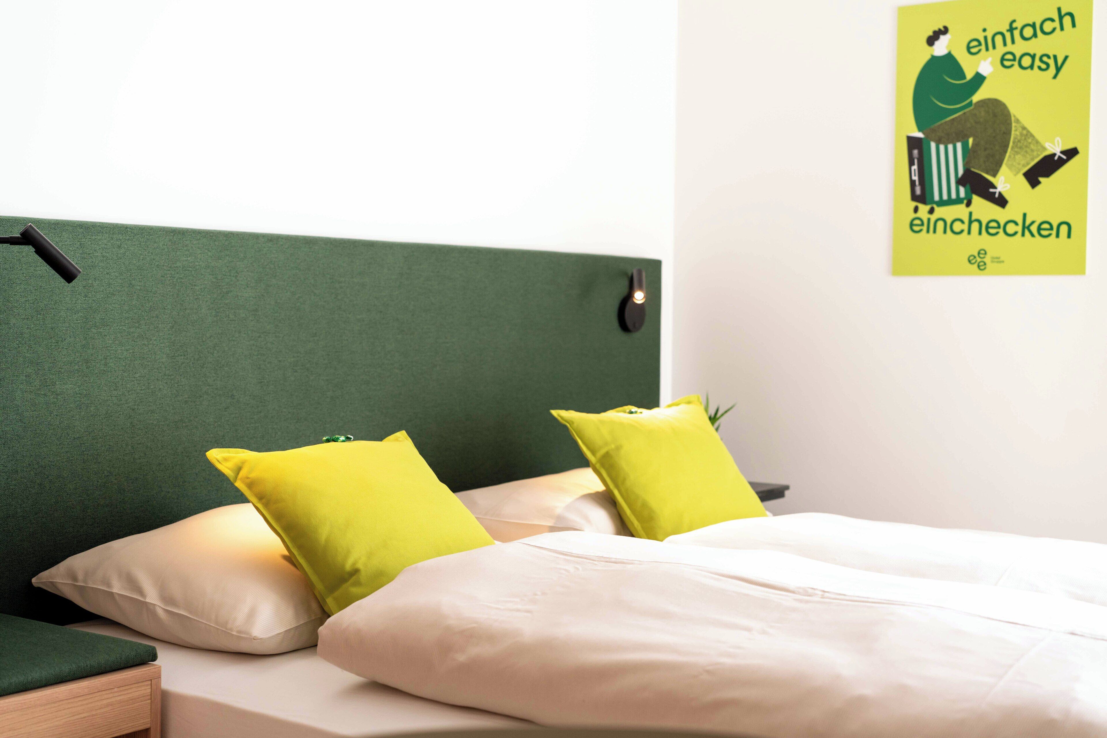 Desk, laptop workspace, free WiFi