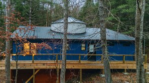 Exterior - NEW KY Derby Silo | Yard Games | Hot Tub | 3 Kings (Beattyville)