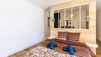 4 Schlafzimmer, Bügeleisen/Bügelbrett, WLAN, Bettwäsche